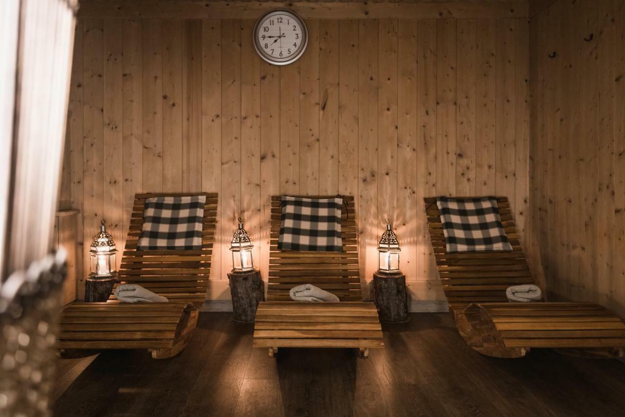 Laguscei Dolomites Mountain Hotel